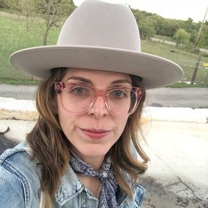 Meet your Posher, Krysten